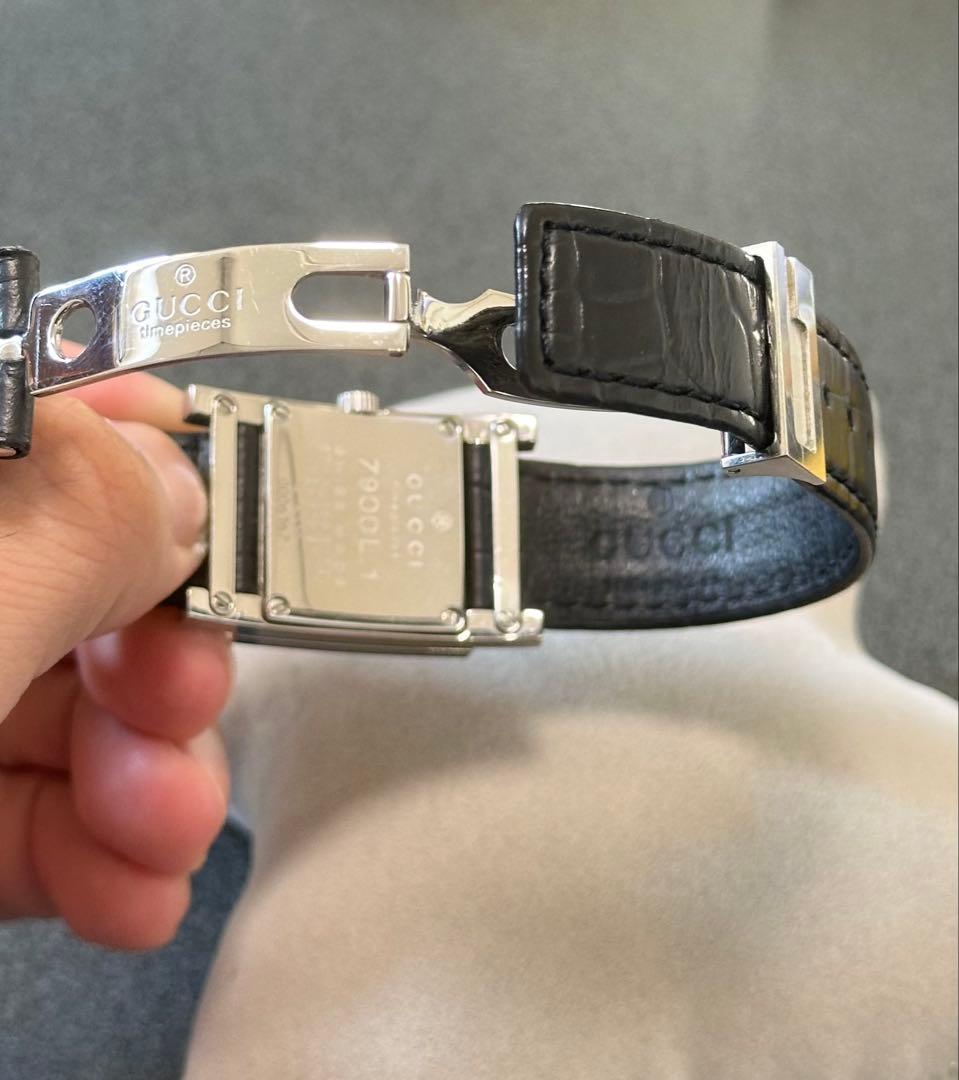 GUCCI 腕時計 7900L クォーツ クロコ型押しベルト ブラック 黒文字盤