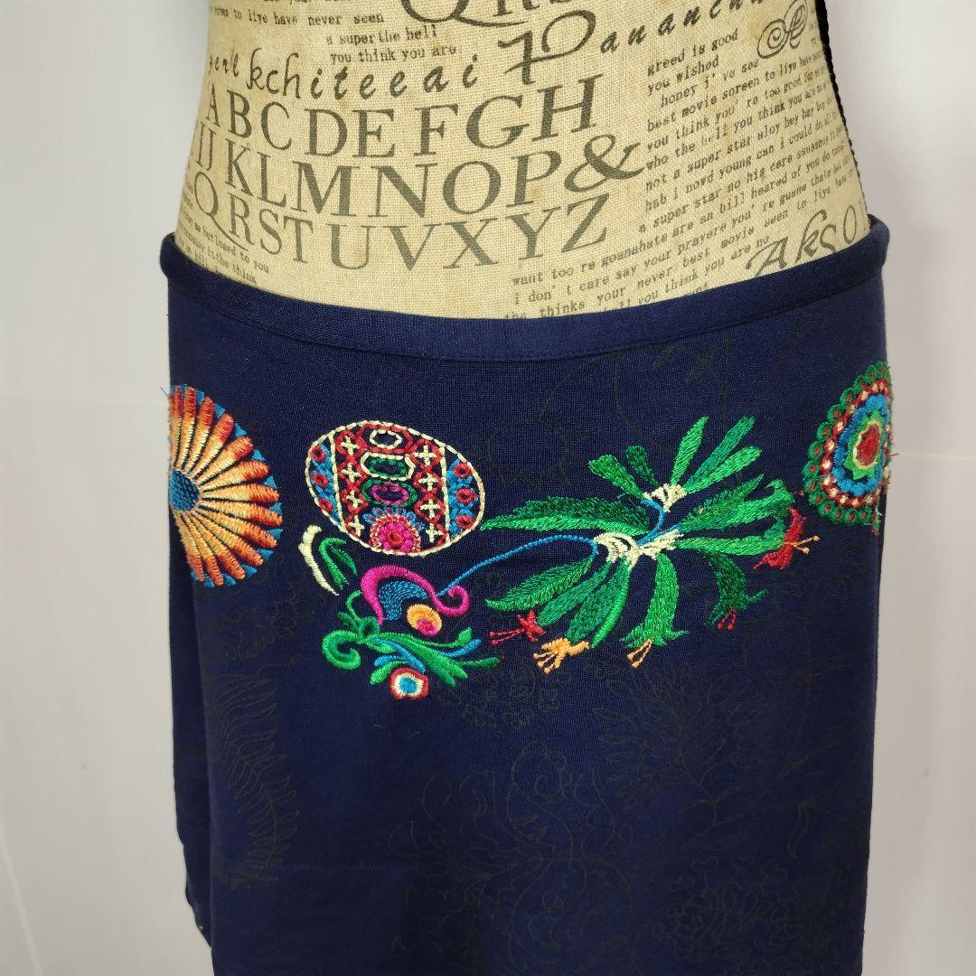 Desigual ネイビーレイヤード刺繍スカート試着のみ美品 リゾートワンピース