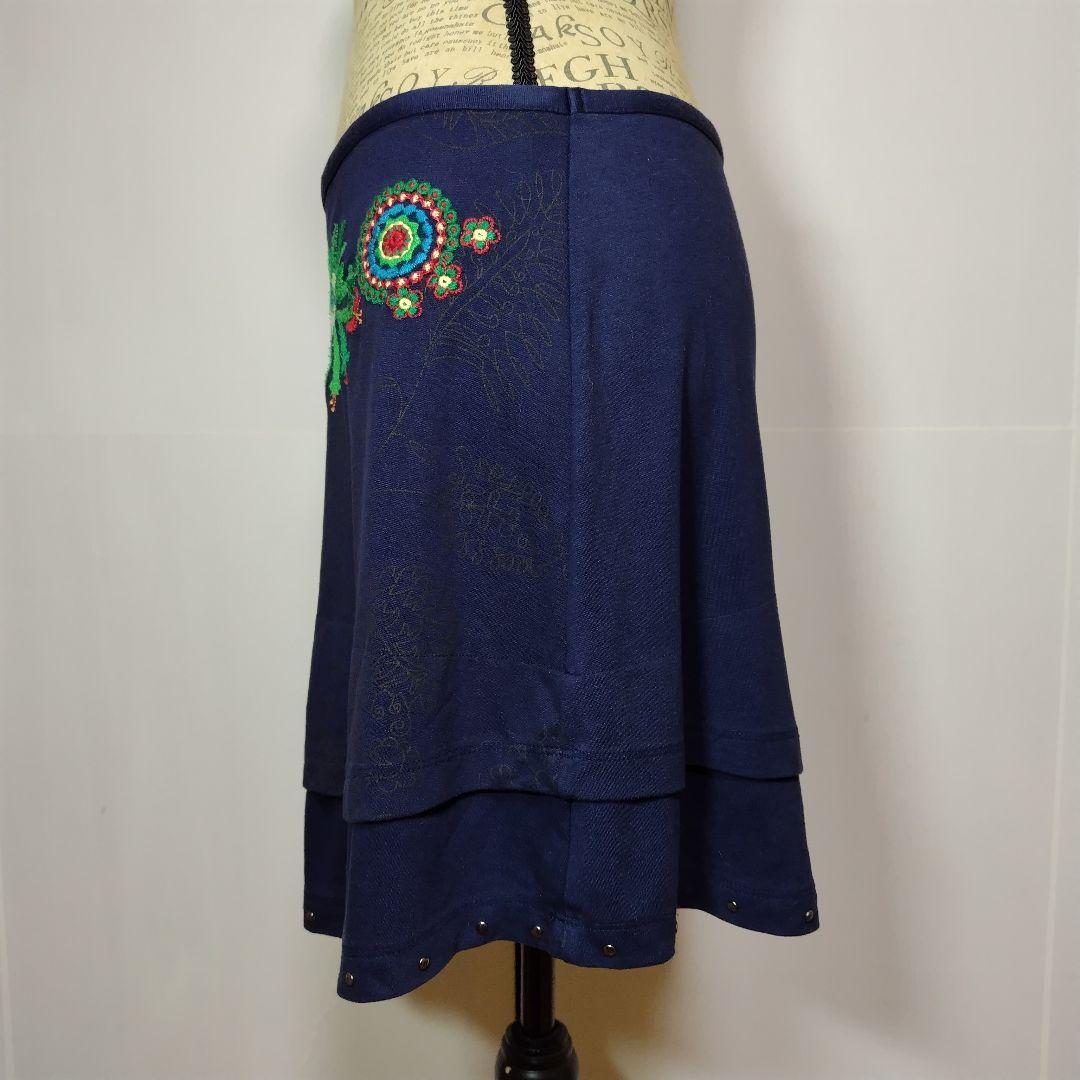 Desigual ネイビーレイヤード刺繍スカート試着のみ美品 リゾートワンピース
