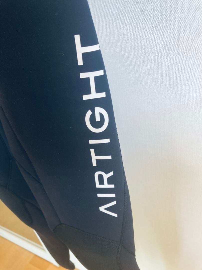 【最終値下げ】AIRTIGHT フルスーツ ブラック/グレー