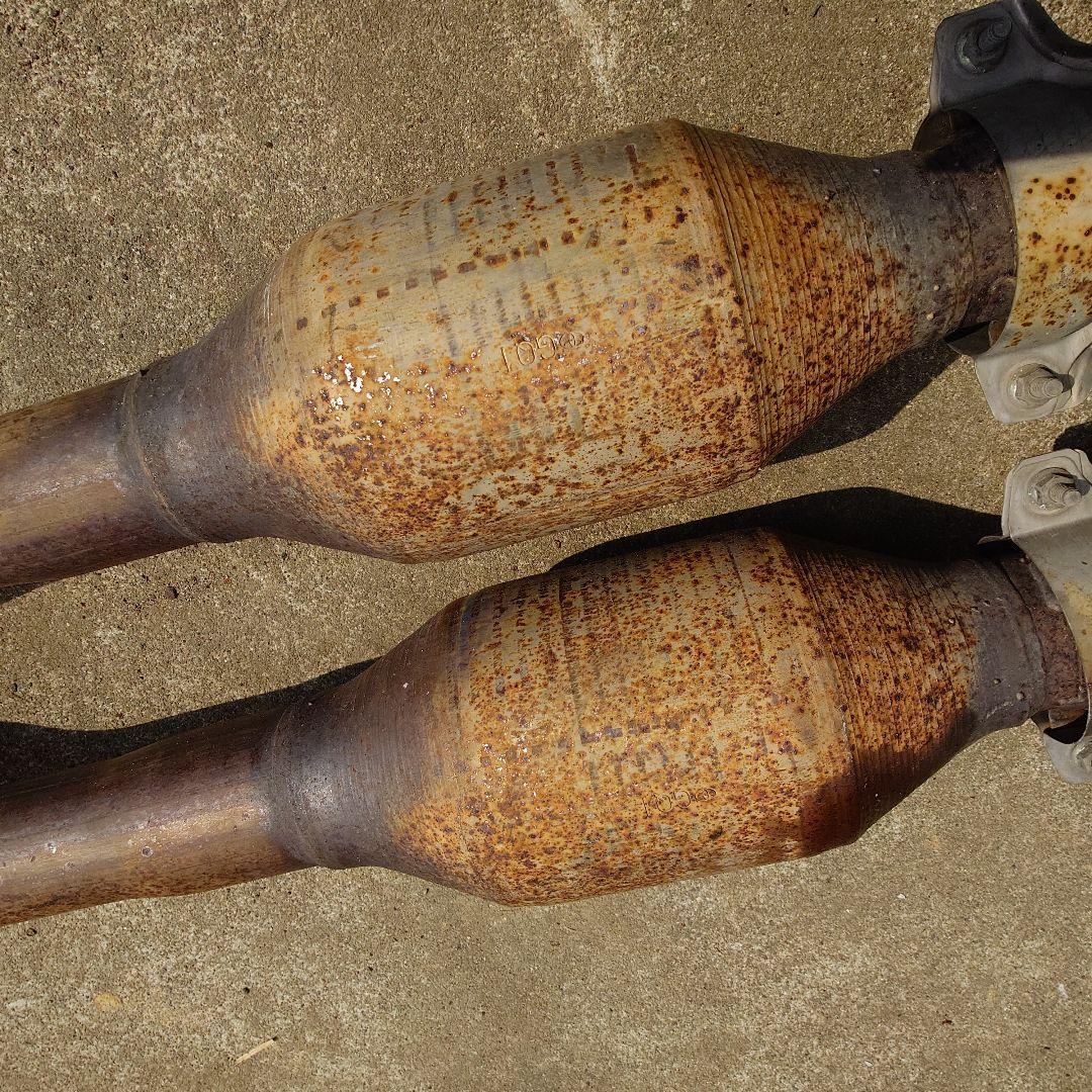 180系クラウン ゼロクラウン 純正 マフラー 第2触媒 触媒 現状品 2個