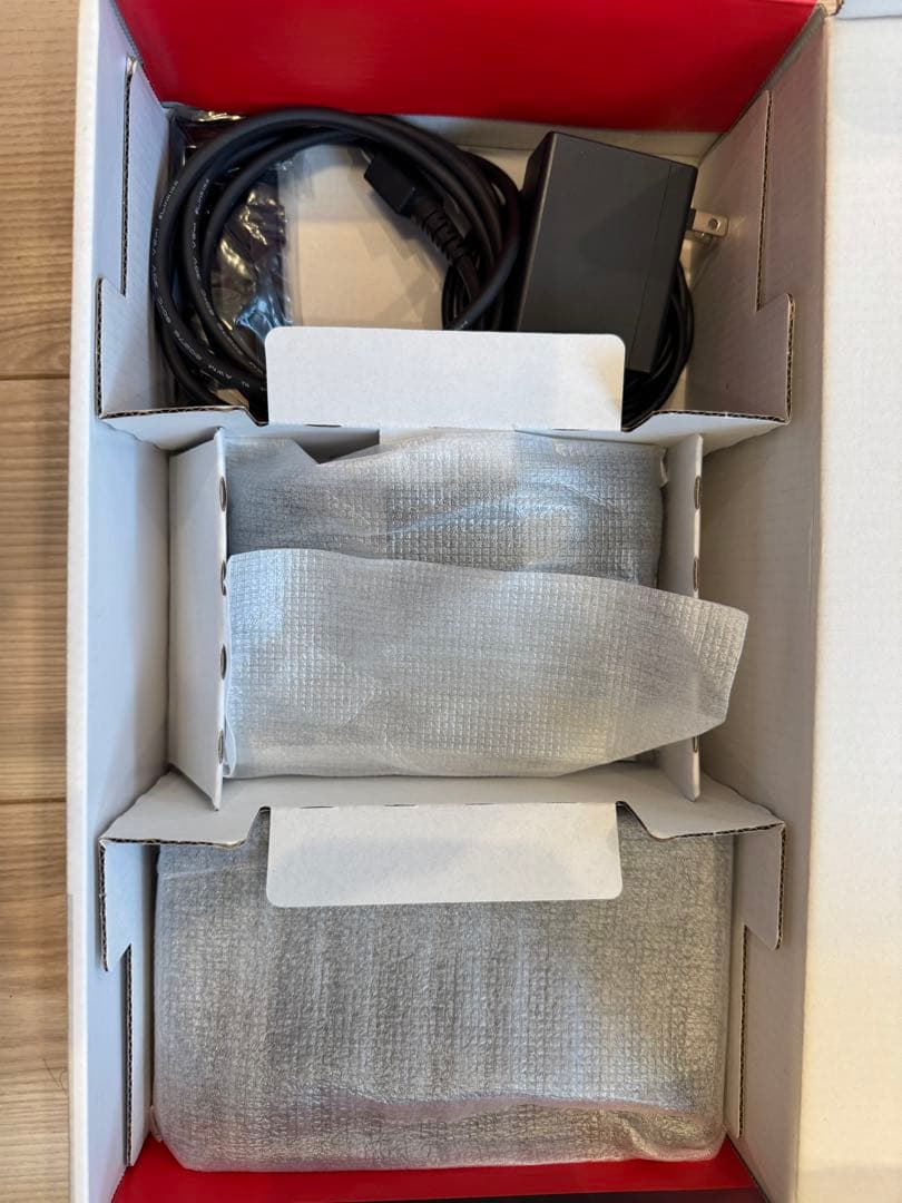 Nintendo Switch 本体 + Proコントローラー + 充電スタンド