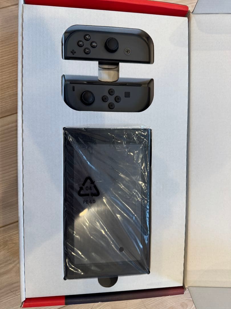 Nintendo Switch 本体 + Proコントローラー + 充電スタンド