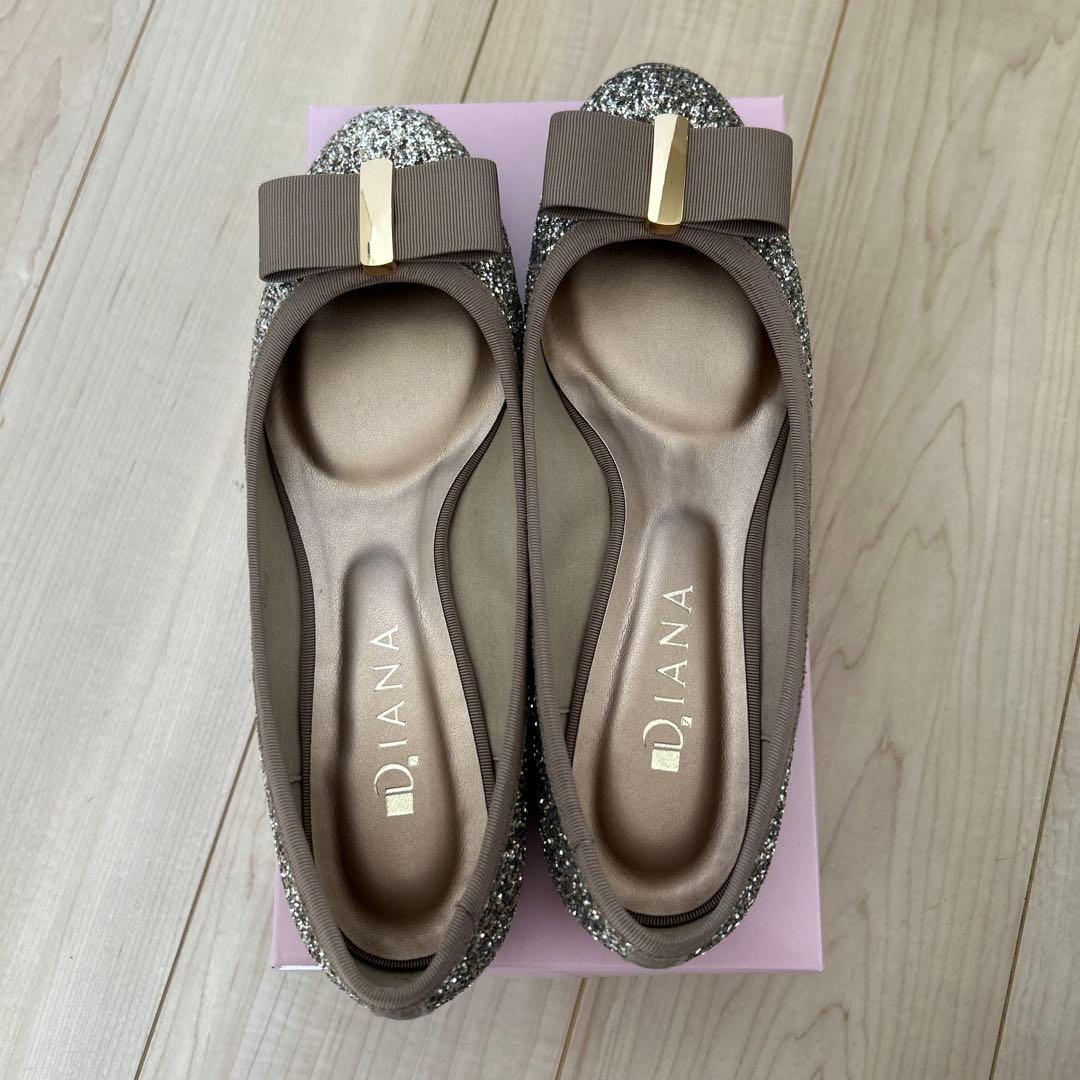 DIANAグリッター フラットシューズ 25.0cm