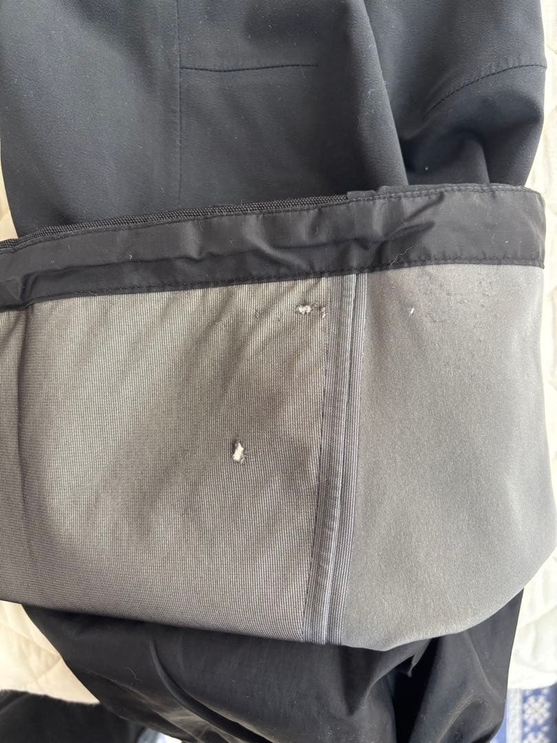 モンベル　パウダートラックビブ　ビブパンツ　ゴアテックス　Mサイズ