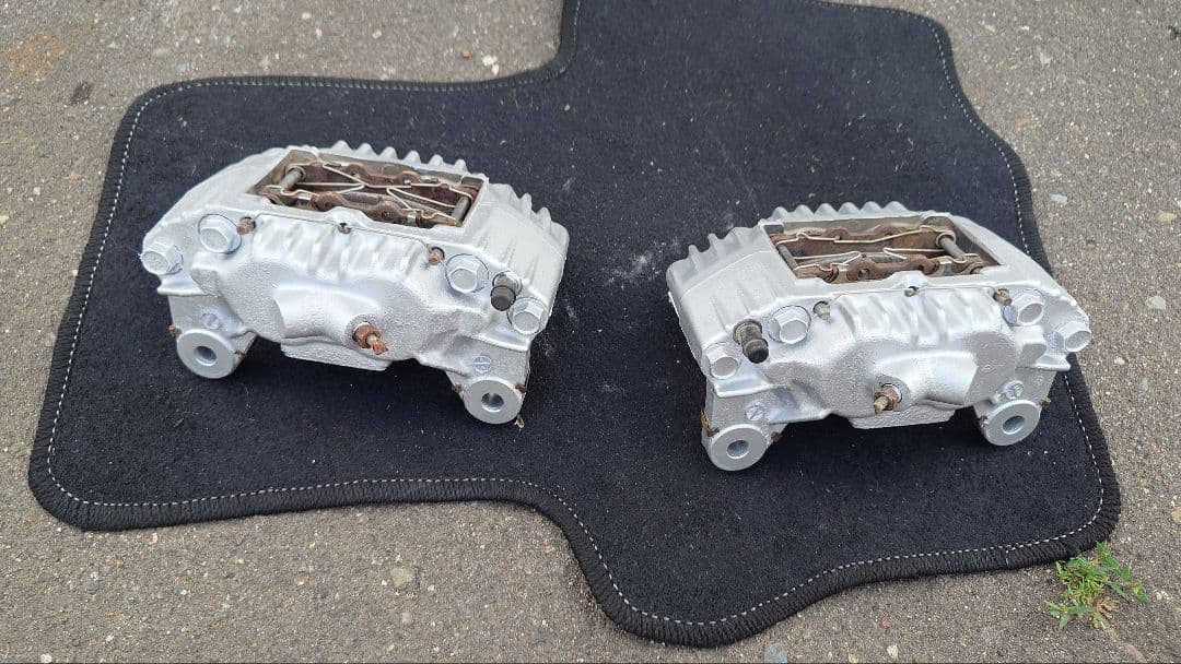 FC　サバンナ　RX-7　フロント　キャリパー　シールキット付き