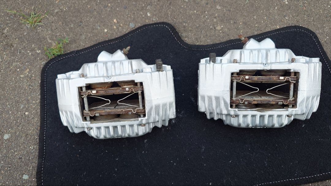 FC　サバンナ　RX-7　フロント　キャリパー　シールキット付き