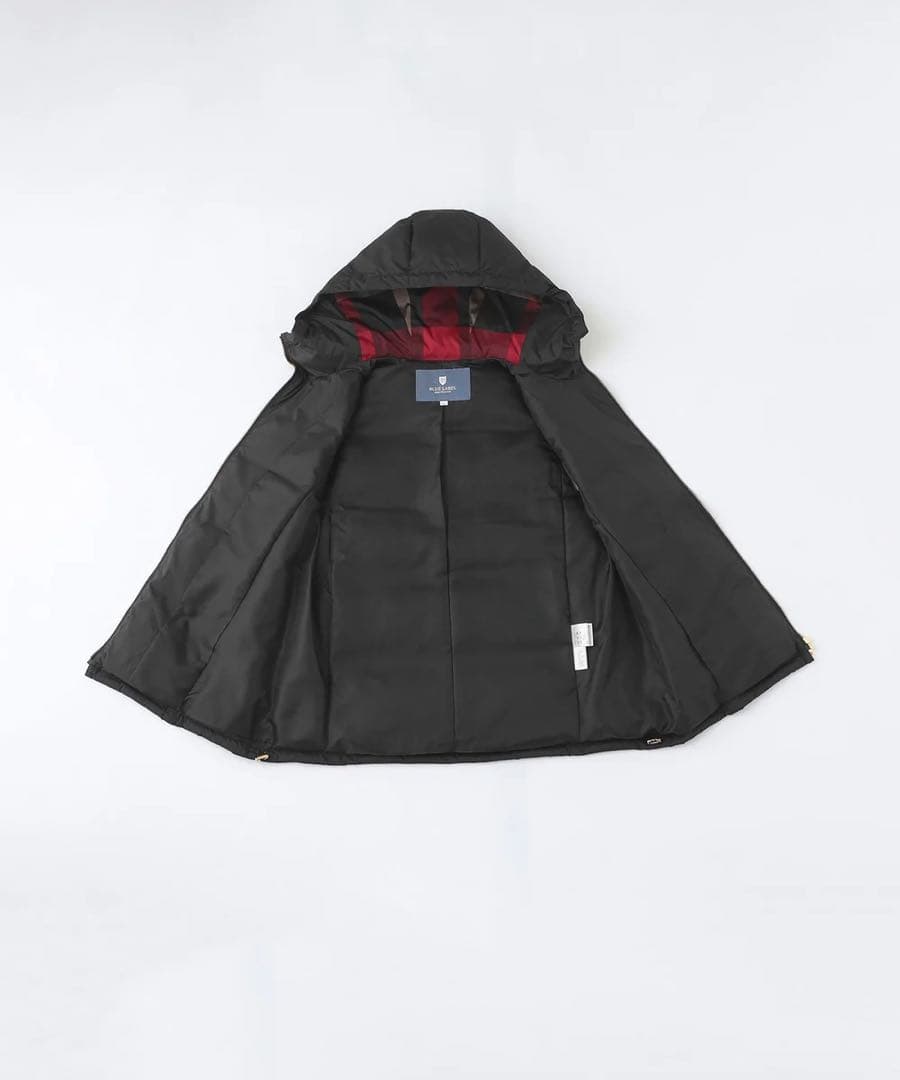 ブルーレーベルクレストブリッジ　ダウンベスト