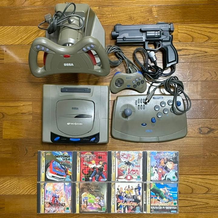 セガ セガサターン本体 + 各種コントローラー + ソフト8本セット