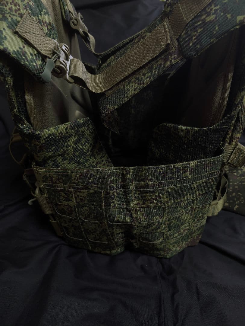 【赤字出品】ロシア軍　デジタルフローラ　プレートキャリア