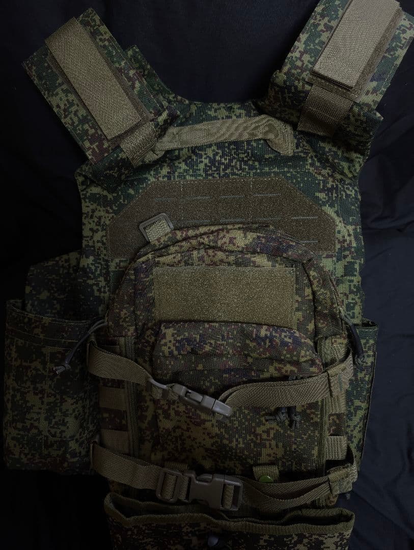 【赤字出品】ロシア軍　デジタルフローラ　プレートキャリア