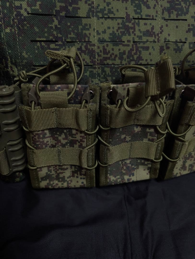 【赤字出品】ロシア軍　デジタルフローラ　プレートキャリア