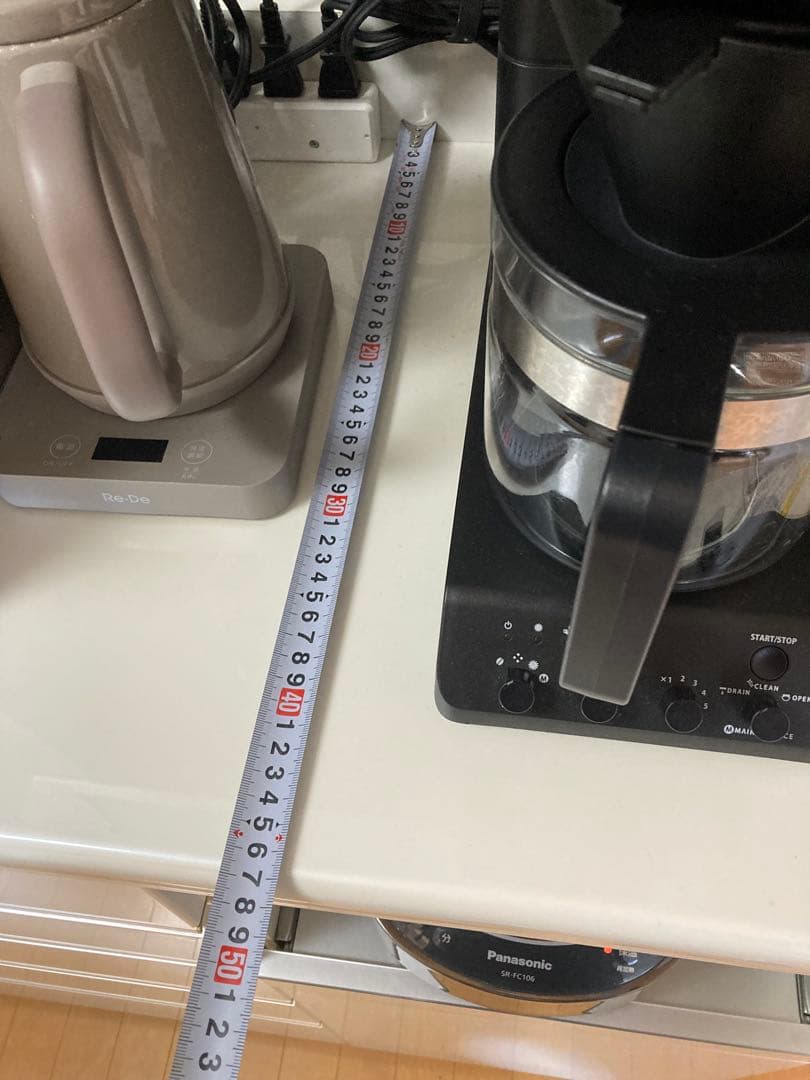 2/11までに引取り限定パモウナ•キッチンボード パールホワイトHCR1400R