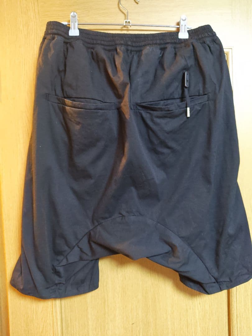 Boris Bidjan Saberi p28.3 M ハーフパンツ