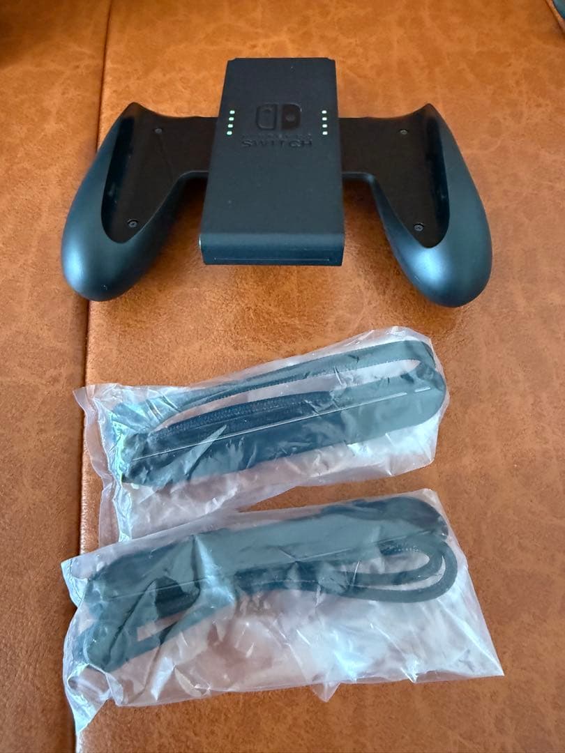 Nintendo Switch 本体 + ポケモンバイオレットセット 短期使用