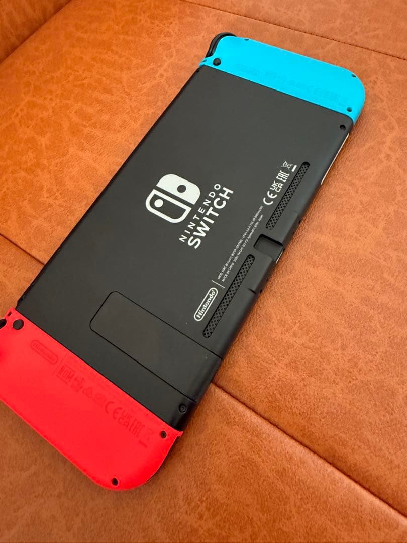 Nintendo Switch 本体 + ポケモンバイオレットセット 短期使用