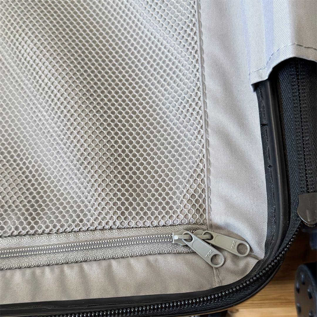 無印　キャリーケース　キャリーバーの高さを自由に調節できるストッパー付き　ハード