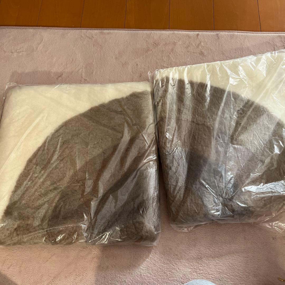 値下げしました。ムートン座布団(東洋羽毛)