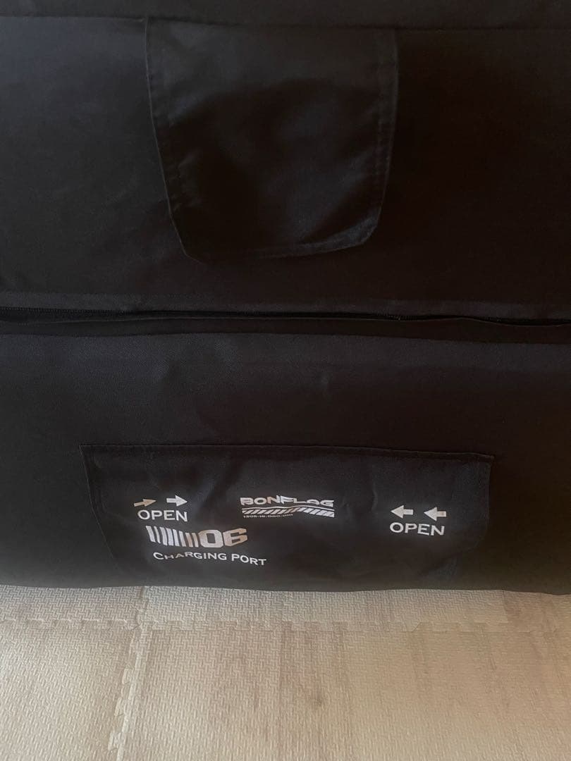 BONFLAG アウトドアチェア ブラック 充電ポート付き　1人用