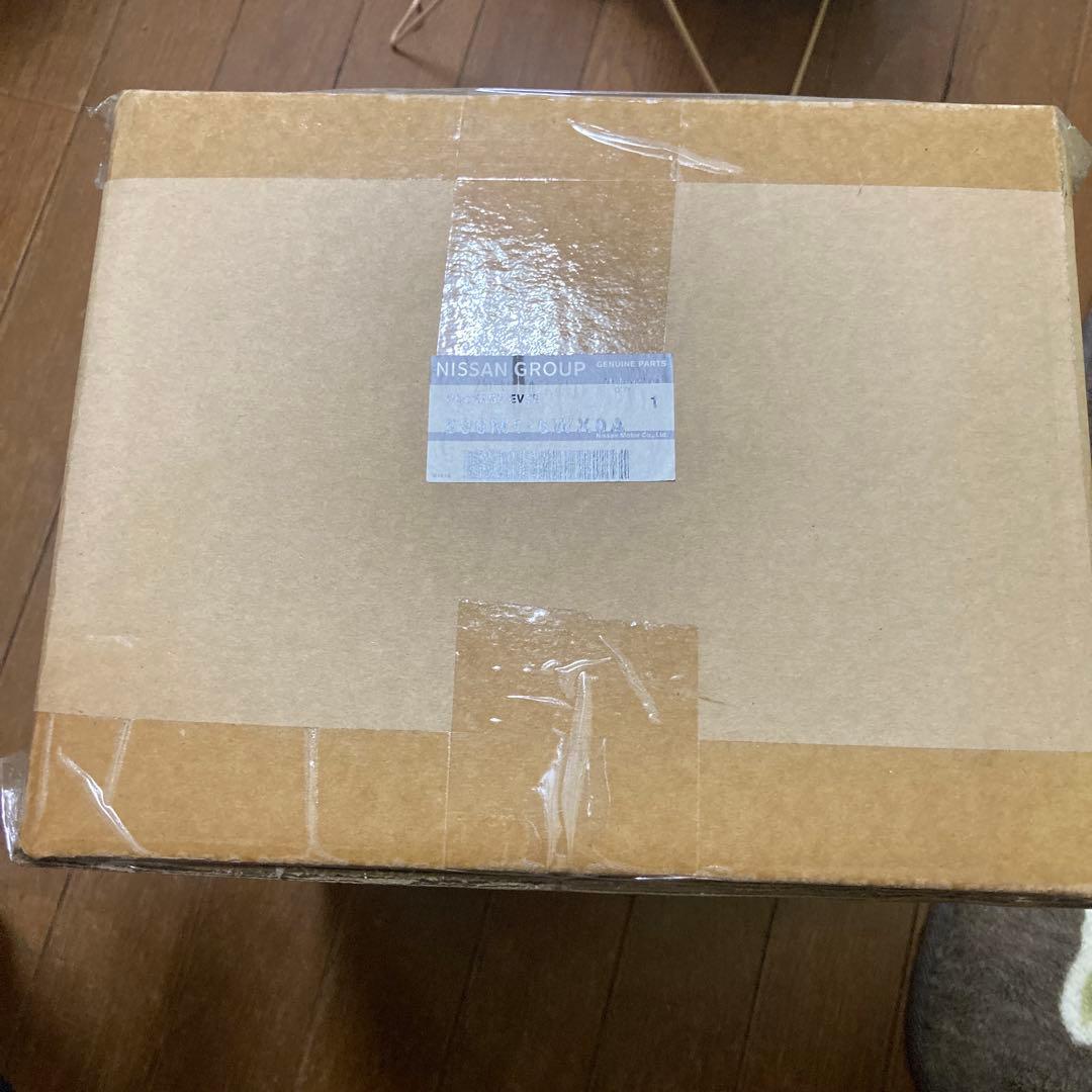 日産　電気自動車　充電ケーブル