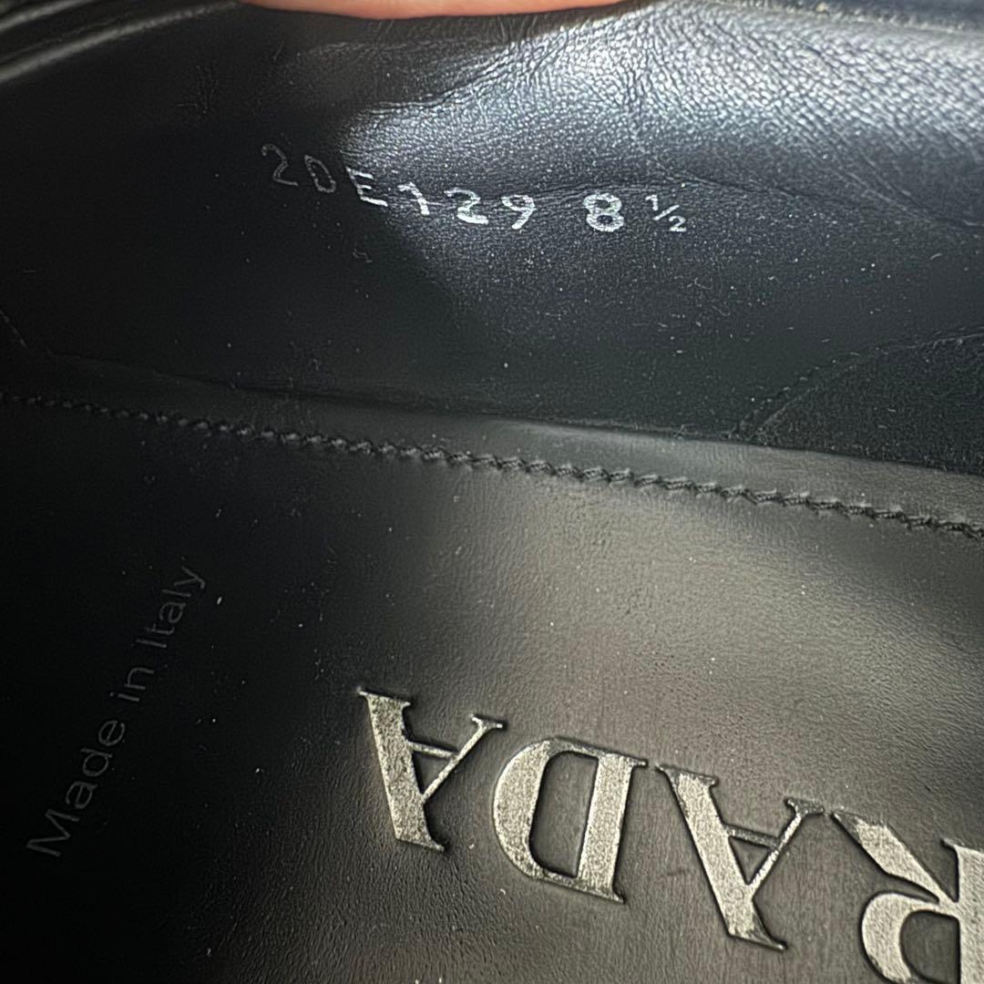 付属品完備！極美品 プラダ モノリス ブラッシュドレザーローファー 8.5