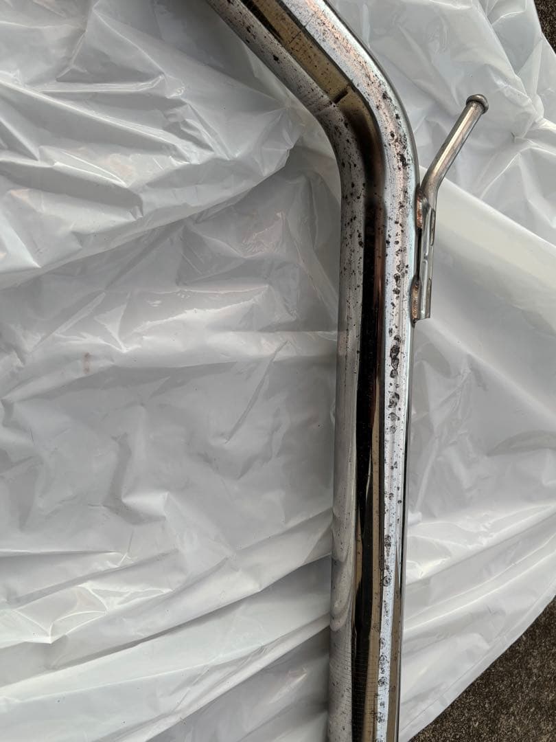 【イヌ】　プリウス50系 GANADOR（ガナドール）マフラー