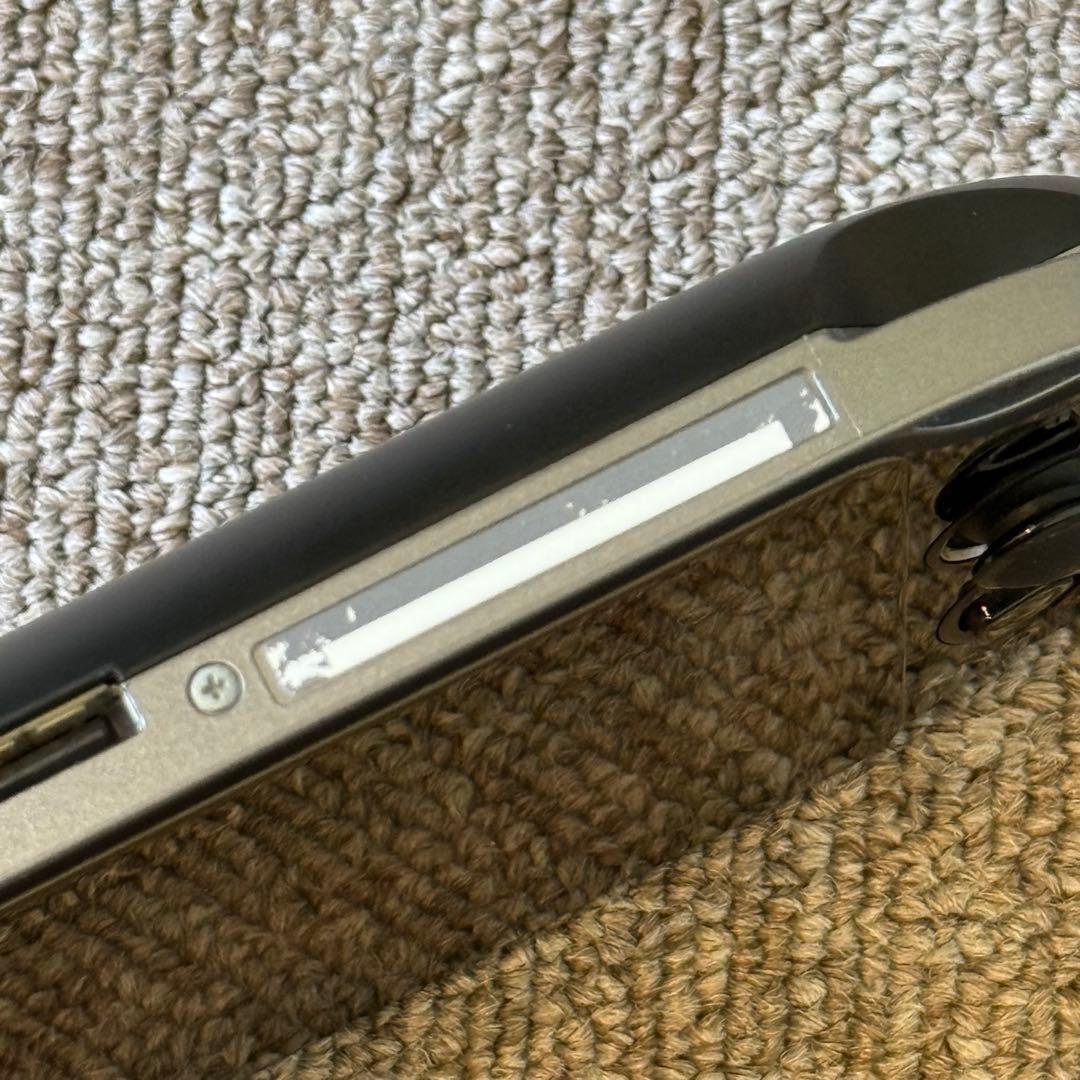 PSVITA PCH-1100 クリスタル・ブラック 3-009