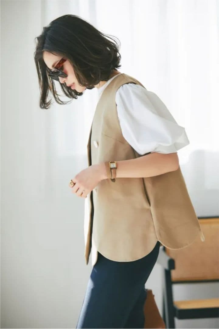 【オハニです】SEVENTEN セブンテン スカラップジレ ベージュ M