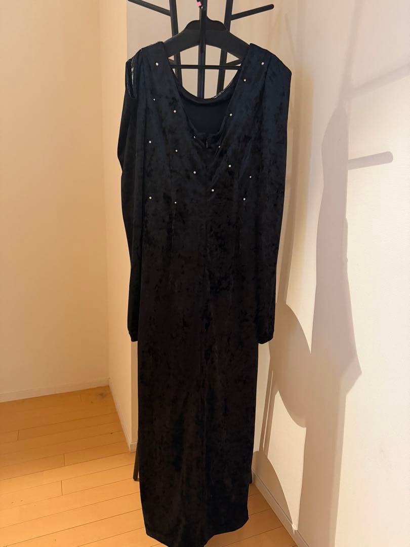 【新品未使用】入荷後即完売の人気ドレス