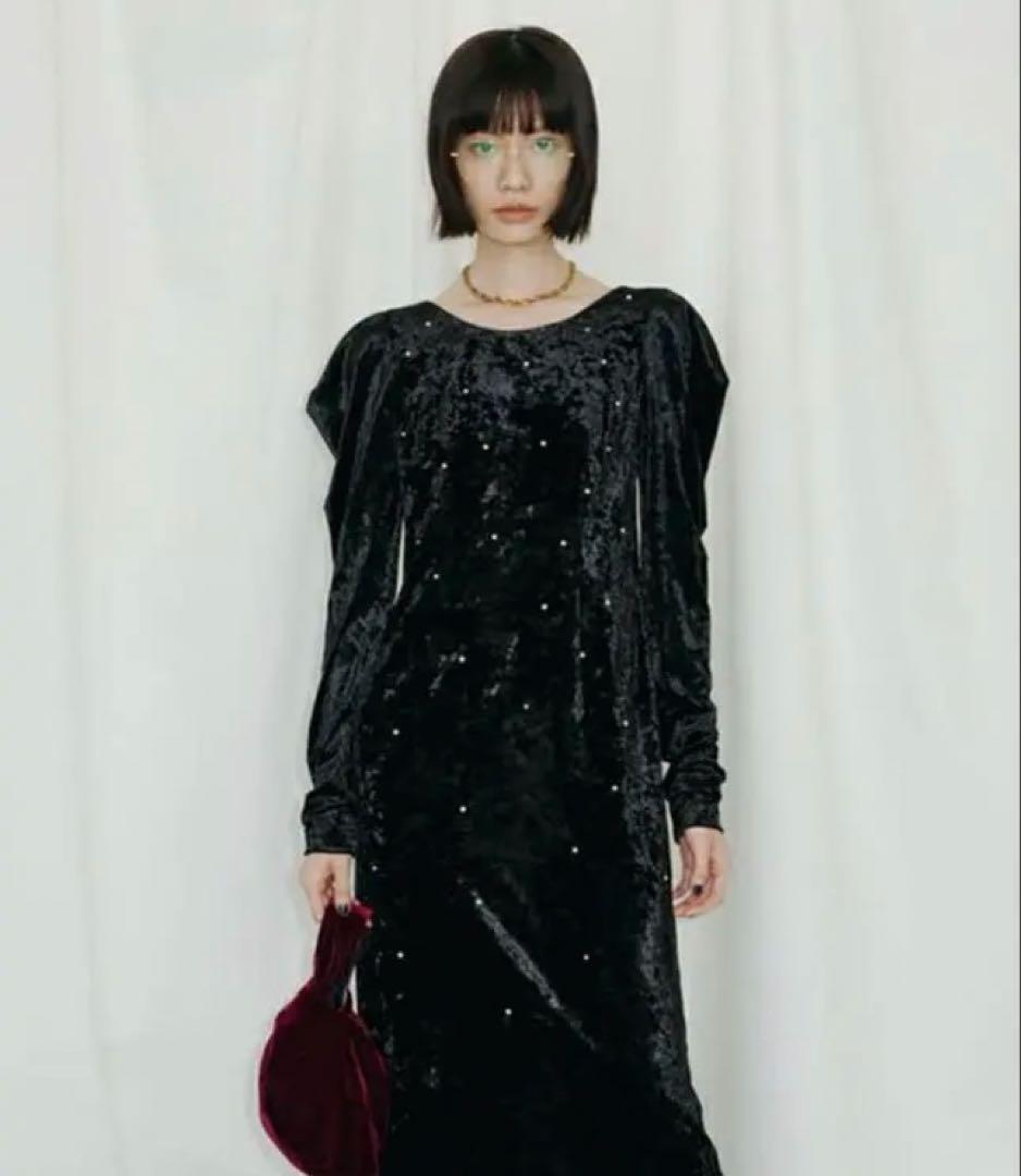 【新品未使用】入荷後即完売の人気ドレス