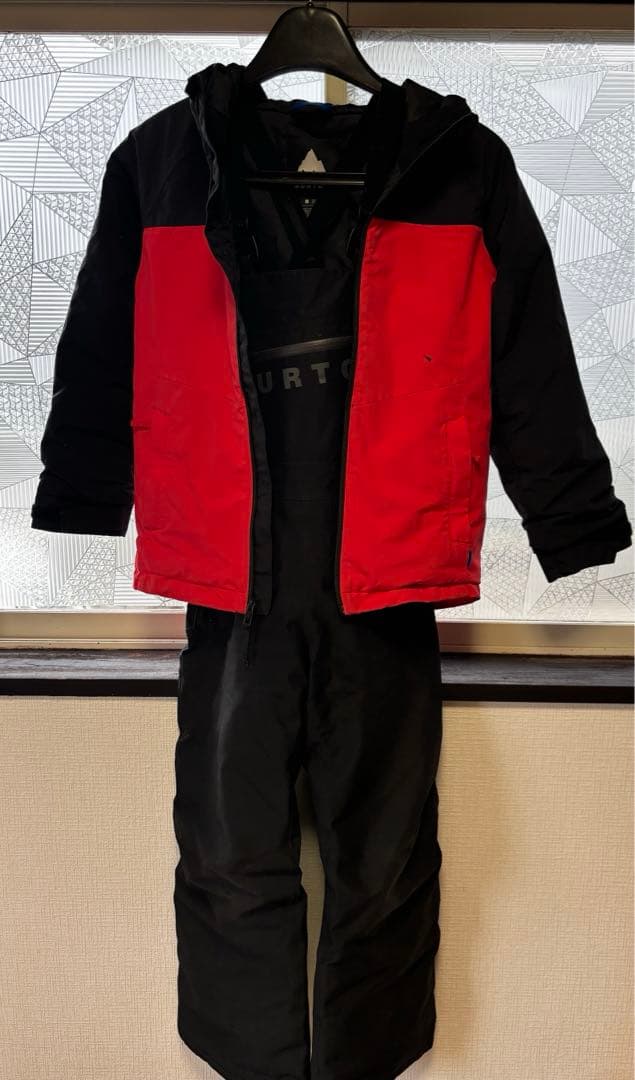 Burton スノーボードウエアー　S 上下セット
