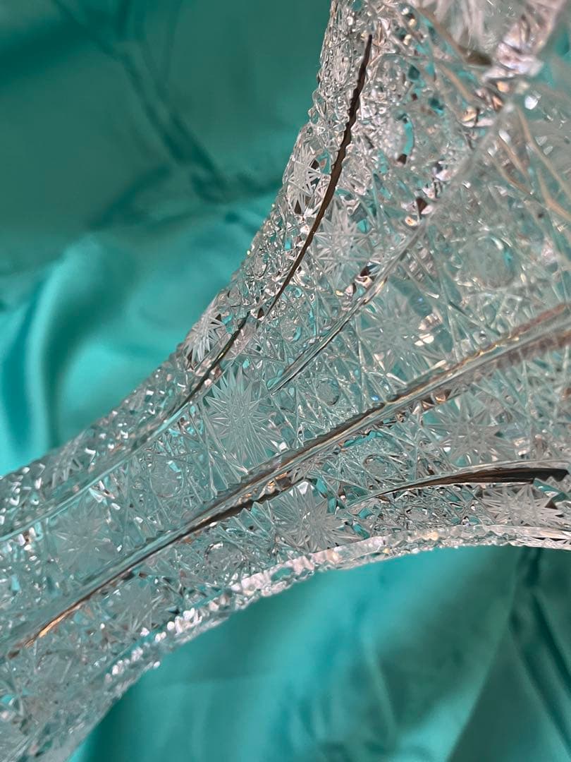 ボヘミアングラス フラワーベース 花瓶　高さ30 （チェコソロバキア製）