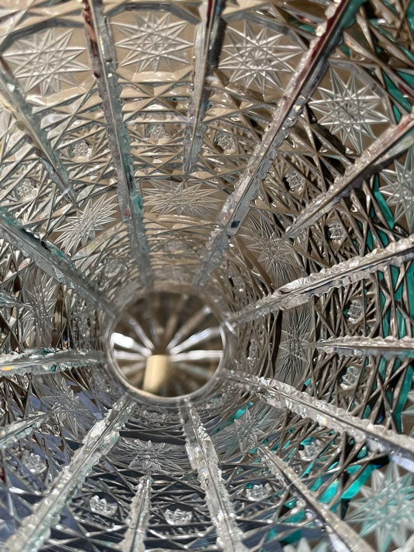 ボヘミアングラス フラワーベース 花瓶　高さ30 （チェコソロバキア製）