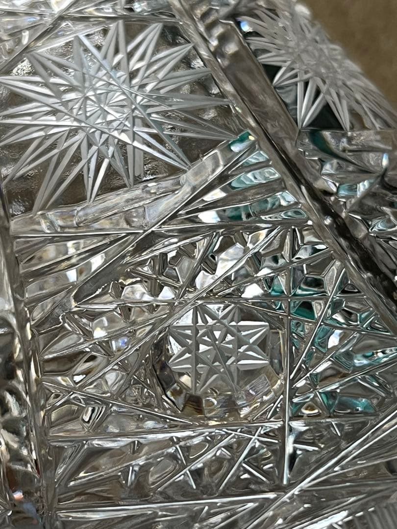 ボヘミアングラス フラワーベース 花瓶　高さ30 （チェコソロバキア製）