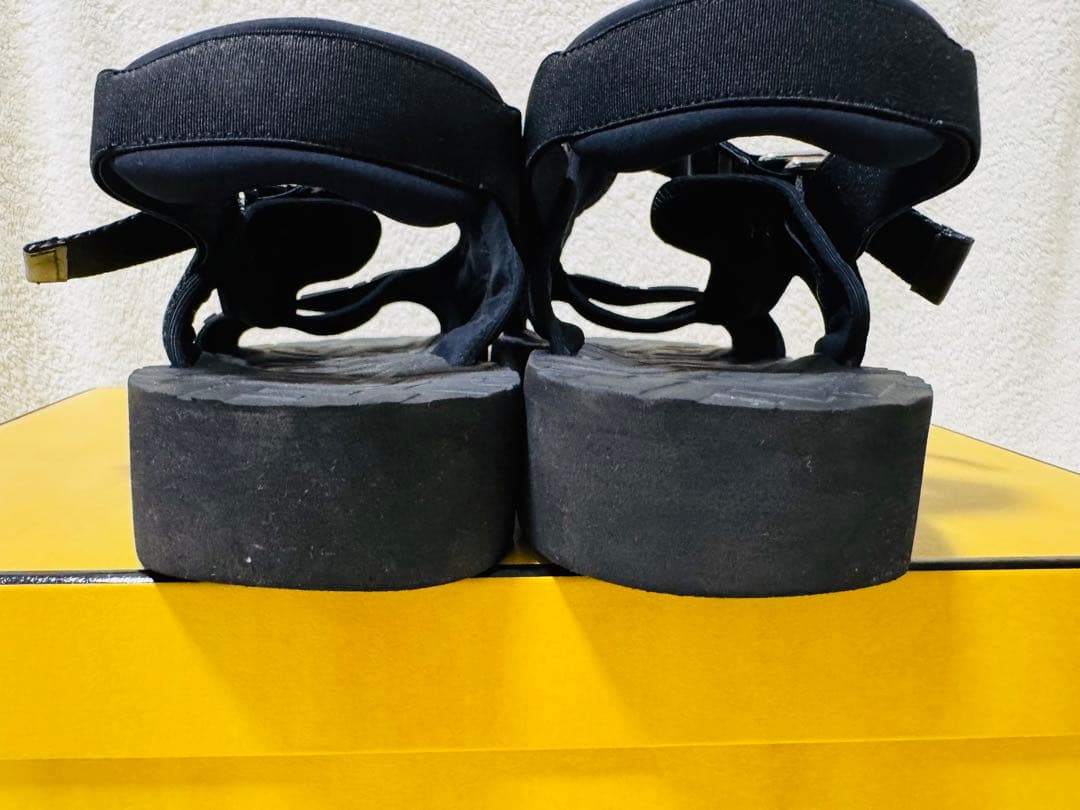 【美品・箱有】FENDI フェンディ テクニカルファブリック サンダル ブラック