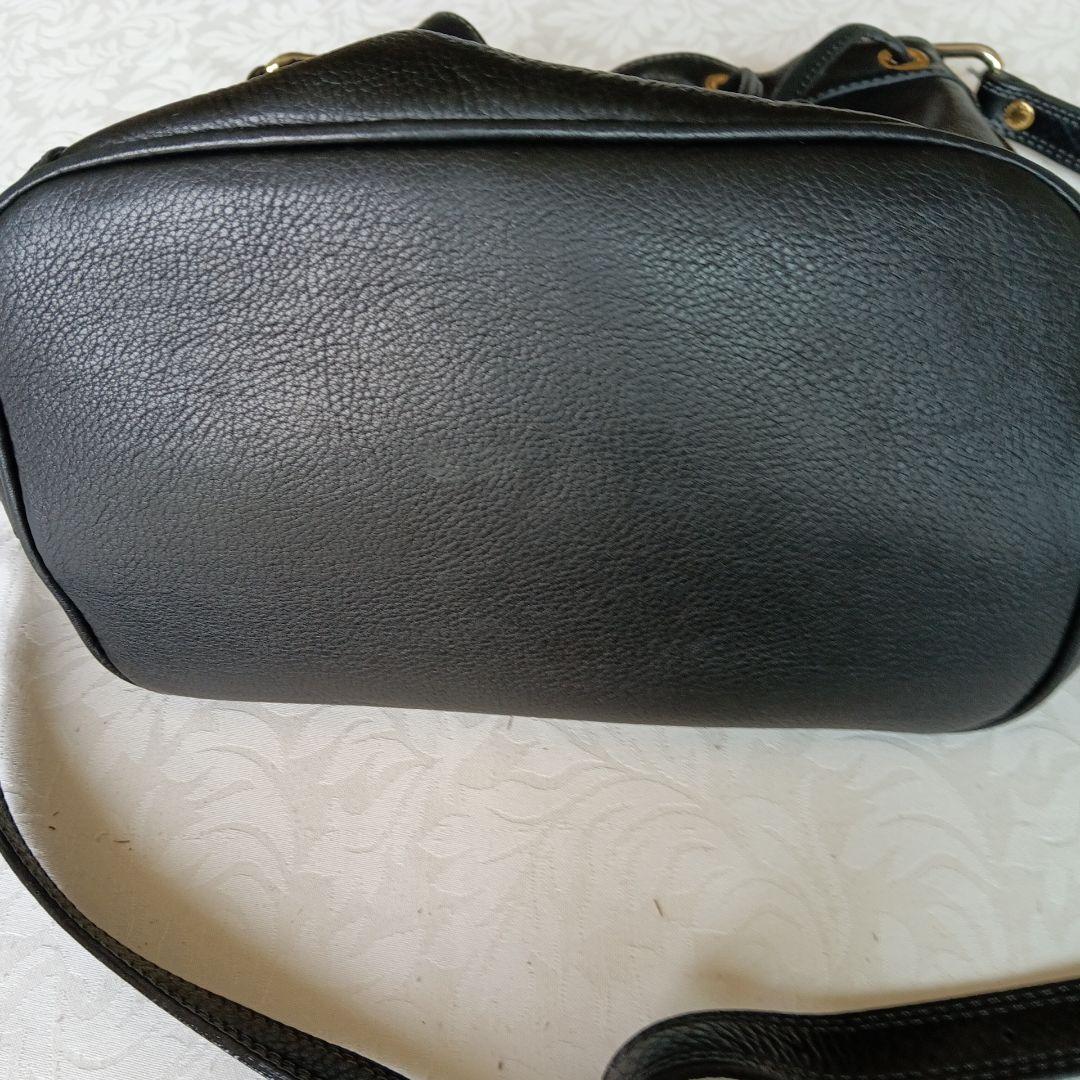 ブラック レザー 巾着型 ショルダーバッグ