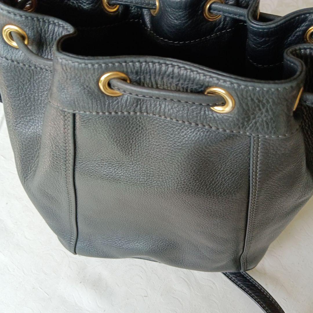 ブラック レザー 巾着型 ショルダーバッグ