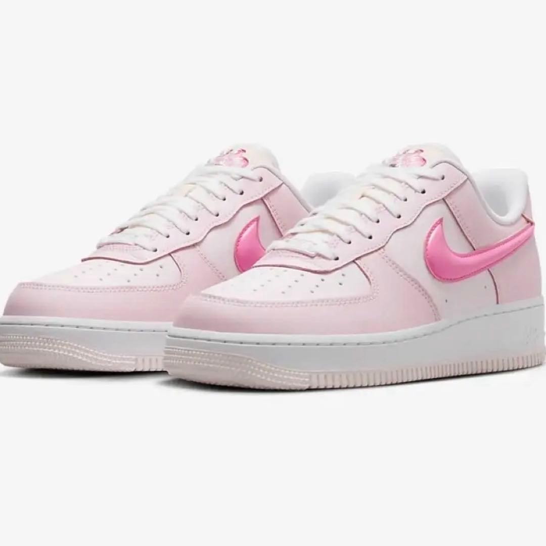 夢*★様 【箱付き】ナイキ エアフォース1 '07 LX ピンク