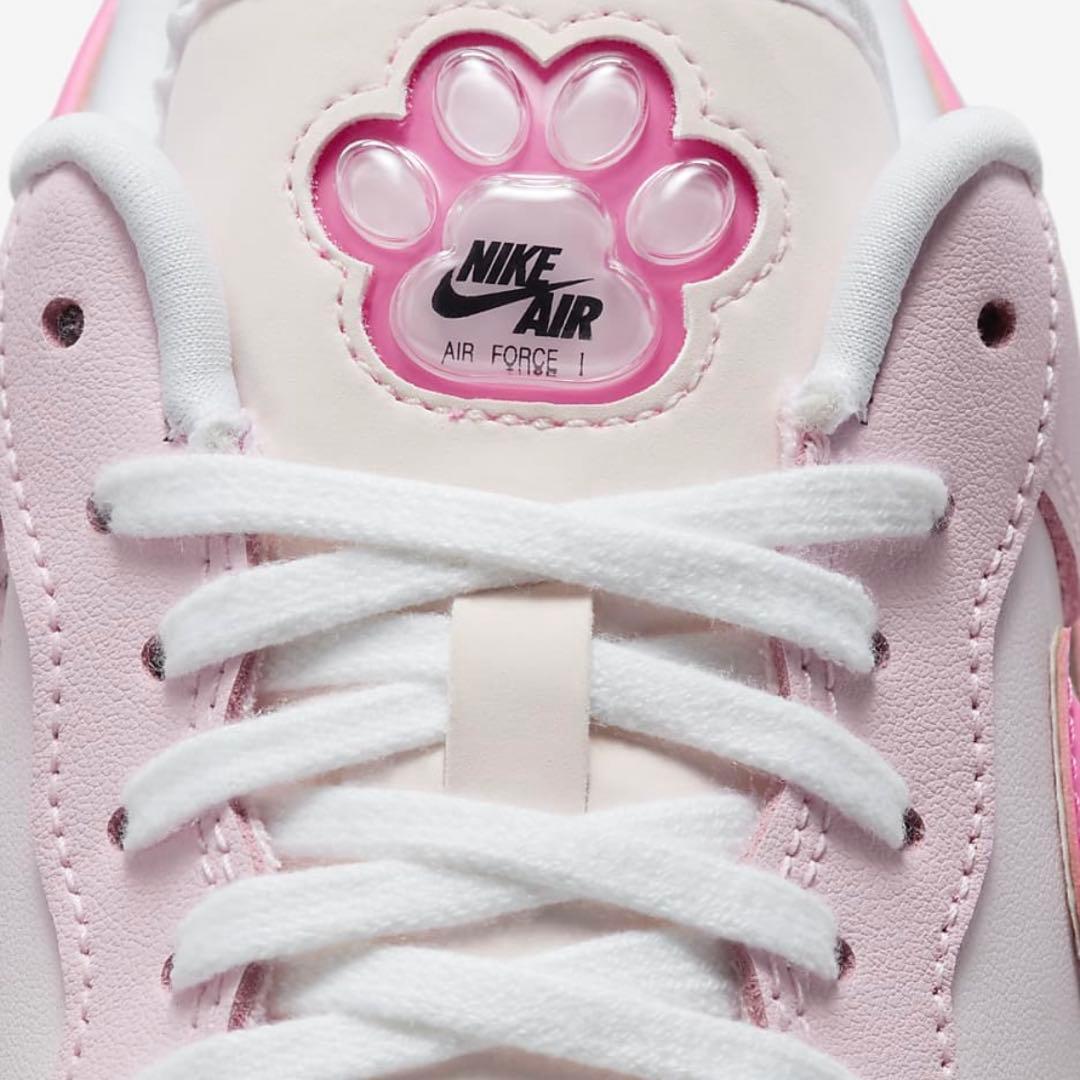 夢*★様 【箱付き】ナイキ エアフォース1 '07 LX ピンク