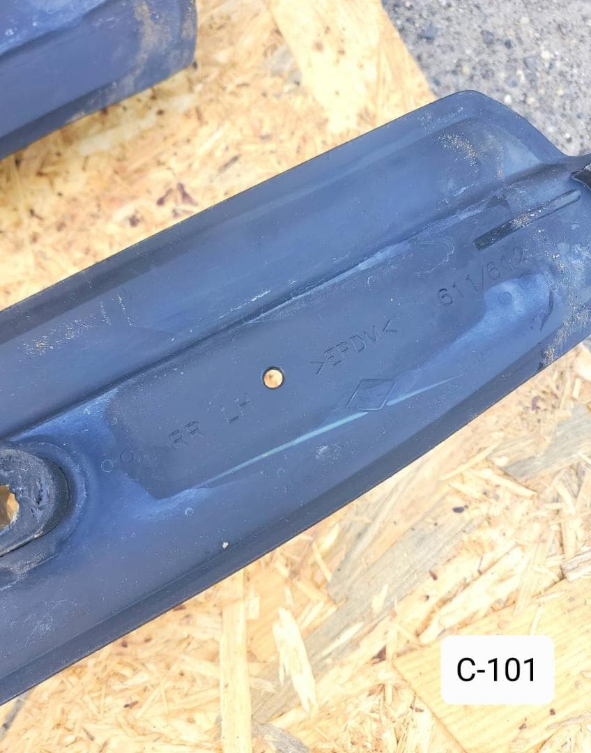 蒼*井様 C-101.150系プラド 純正ルーフレール 美品