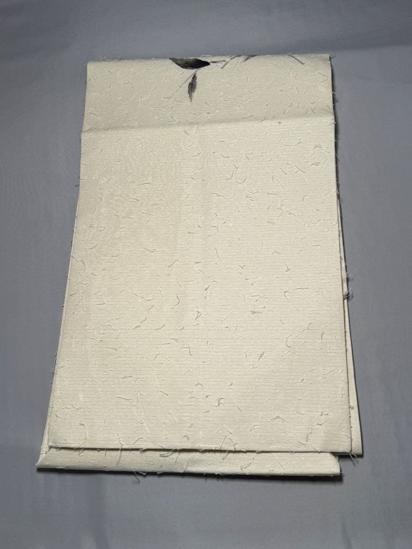 [美品] 髭紬　名古屋帯　正絹　お太鼓柄　雀　白練色　洒落帯　小紋　紬　無地