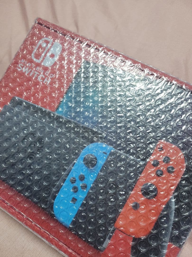 新品未使用 Nintendo Switch ネオンブルー・レッド