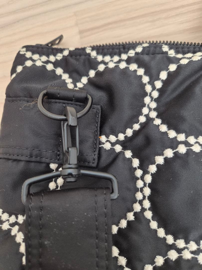 ミナペルホネンポーター ショルダーバッグ ブラック