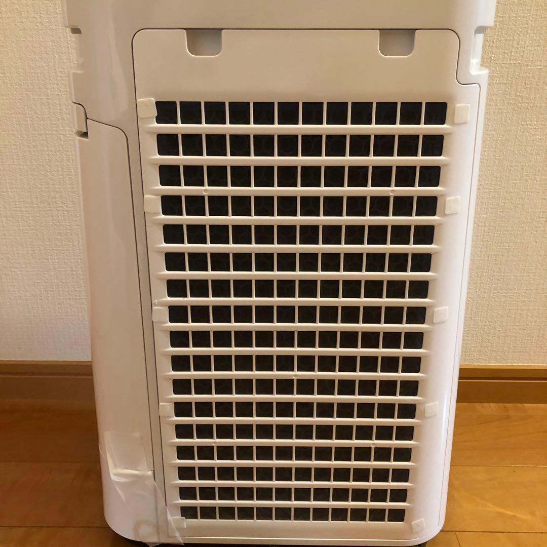 ☆ウーロン☆未使用に近い極美品　SHARP シャープ　KC-J50