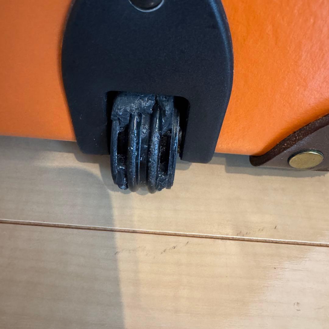 グローブトロッター センテナリー キャリーオン 2輪 オレンジ/ブラウン