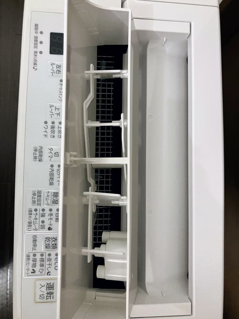 CORONA CD-H18A 除湿機 ホワイト　2024年製　コンプレッサー式