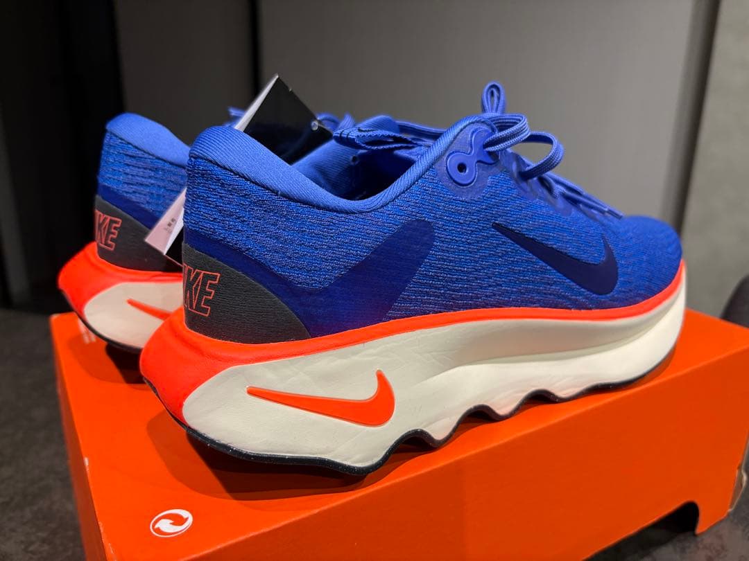 NIKE ☆ MOTIVA （27.5㎝）新品未使用 値引きしました！