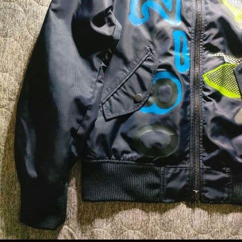 入手困難 限定モデル DIESEL フライトジャケット MA-1 アウター 紺色