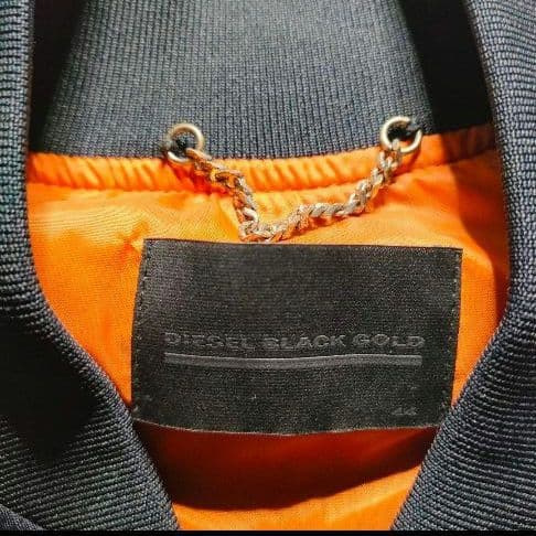 入手困難 限定モデル DIESEL フライトジャケット MA-1 アウター 紺色