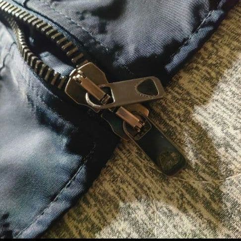 入手困難 限定モデル DIESEL フライトジャケット MA-1 アウター 紺色